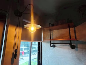 Minibar, gratis Wi-Fi, sengetøj