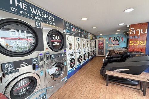 Happyland Guesthouse