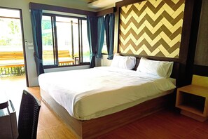 Superior Double Room | Desk, free WiFi, bed sheets