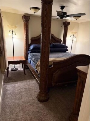 1 bedroom, desk, free WiFi, bed sheets