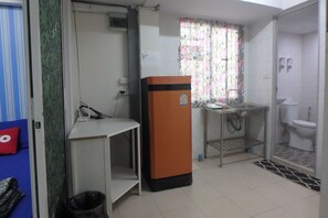 Family Triple Room, Private Bathroom | Iron/ironing board, free WiFi, bed sheets - Rama 3 Sunrise Hostel (Bangkok)