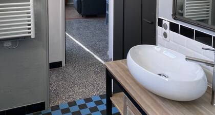 Appartement indépendant dans maison de village