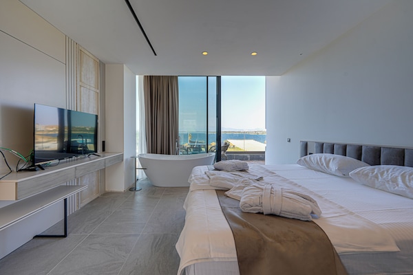 Colchones Tempur-Pedic y artículos del minibar gratis
