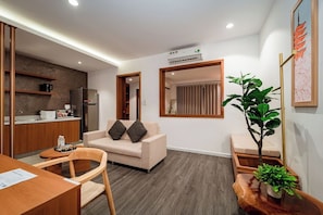 Premium Apartment, 1 Bedroom | Living area