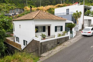 Front of property - Casa Teixeira by Holiday Rental Madeira (São Vicente)