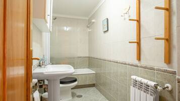 Doccia, asciugacapelli, asciugamani