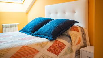 2 slaapkamers, een strijkplank/strijkijzer, wifi, beddengoed