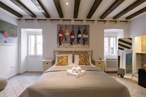 Kamar Double Superior, 1 Tempat Tidur Queen | Minibar, brankas, setrika/meja setrika, dan Wi-Fi gratis