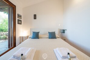 3 chambres, lit parapluie