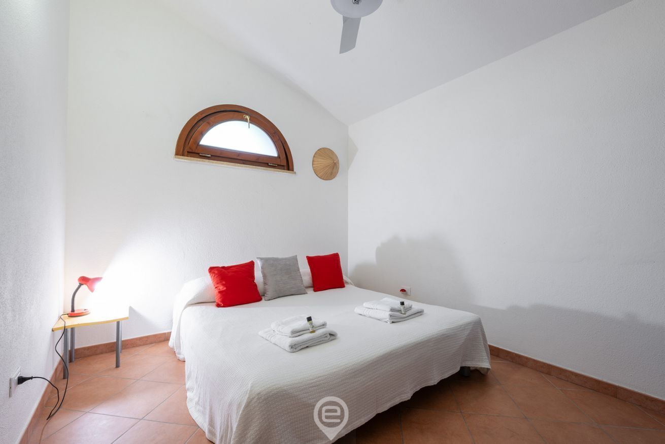 3 habitaciones y cuna de viaje 