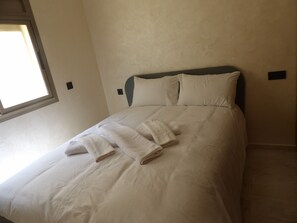 3 chambres, Wi-Fi gratuit, draps fournis