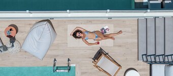 Villa Quercus, Aesthete Villas