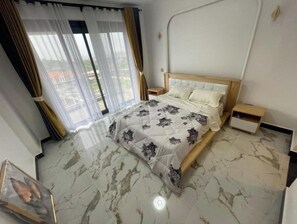3 Schlafzimmer, Bügeleisen/Bügelbrett, WLAN