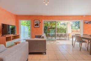 House | Living room