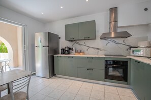 House | Private kitchen