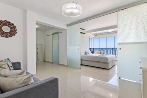 2 bedrooms, iron/ironing board, travel crib, free WiFi