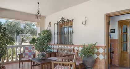 Apartment 'Los Abuelos' with Mountain View, Wi-Fi and Air Conditioning