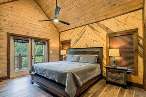 5 bedrooms, iron/ironing board, free WiFi, bed sheets