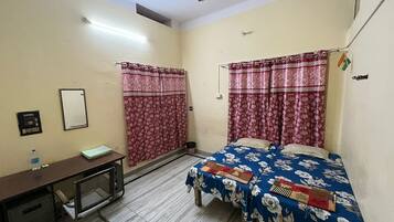 Standard Double Room, 1 Double Bed, City View (With Detached Washroom) | Desk, laptop workspace, free WiFi