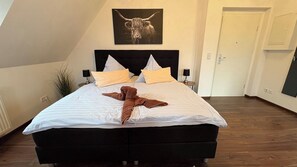 1 bedroom, free WiFi, bed sheets - Haus am Röblinsee - Holiday apartment Elster in Fürstenberg / Havel (Fürstenberg/Havel)