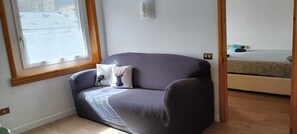 1 Schlafzimmer, Bügeleisen/Bügelbrett, Bettwäsche