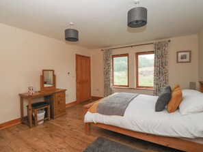 2 bedrooms, individually decorated, individually furnished, free WiFi - Taffs Barn (Fortrose)