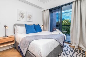 Studio, Balcony | In-room safe, iron/ironing board, free WiFi