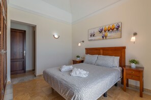 2 sovrum, strykjärn/strykbräda, wi-fi och sängkläder