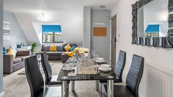 Comfort Apartment | In-room dining