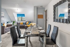 Comfort Apartment | In-room dining