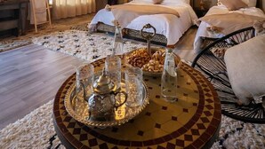 Desk, bed sheets