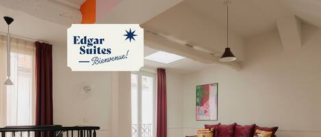 Presidential Apartment, City View | Living area | 50-inch flat-screen TV with satellite channels, Netflix