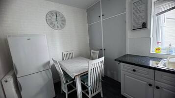 Apartment | Dining