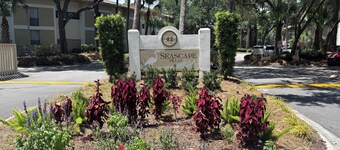 BE THE FIRST TO STAY IN THIS BRAND SPANKING NEW CLASSY CHIC SEASCAPE 3028!