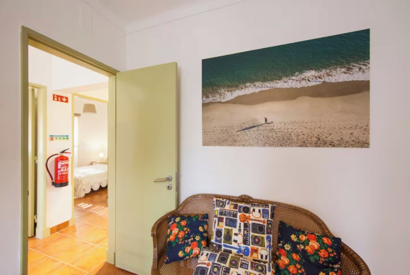 Family Apartment | Free WiFi, bed sheets