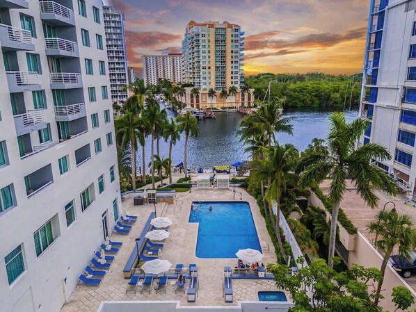 Outdoor pool, a heated pool