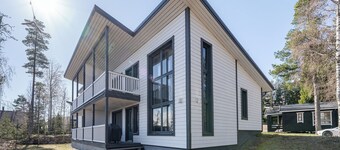 Peaceful 2BR Getaway Cabin at Riihivuori