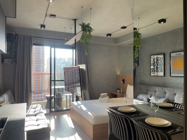 Studio | Blackout curtains, iron/ironing board, free WiFi - My One Estação Brooklin (Sao Paulo)