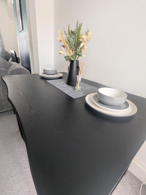 House, 3 Bedrooms | Dining