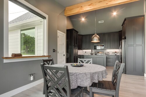 'larue Rendezvous' Luxe Stay at Historic Site