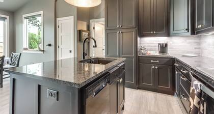 'larue Rendezvous' Luxe Stay at Historic Site