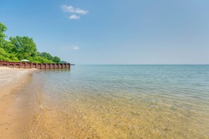 House (4 Bedrooms) | Interior - 2 Blocks to Beaches: Peaceful Retreat in Lexington (Lexington)