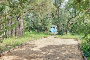 Apartment (0 Bedroom) | Interior