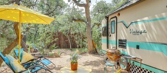6 Mi to Wimberley Square: 'happy Days Cruiser'