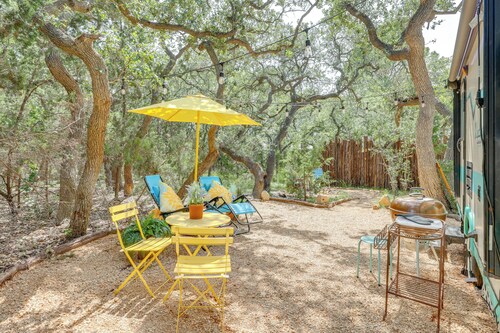 6 Mi to Wimberley Square: 'happy Days Cruiser'