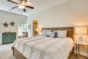 House (3 Bedrooms) | Interior - 1 Mi to Riverfront: Darien Family Home (Darien)