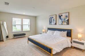 House (3 Bedrooms) | Interior - 4 Mi to Bear Creek Pioneers Park: NW Houston Home (Houston)