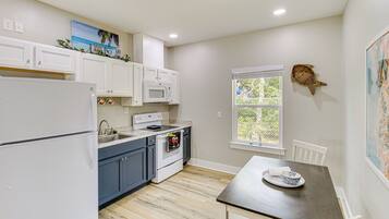 Apartment (0 Bedroom) | Bahagian dalam