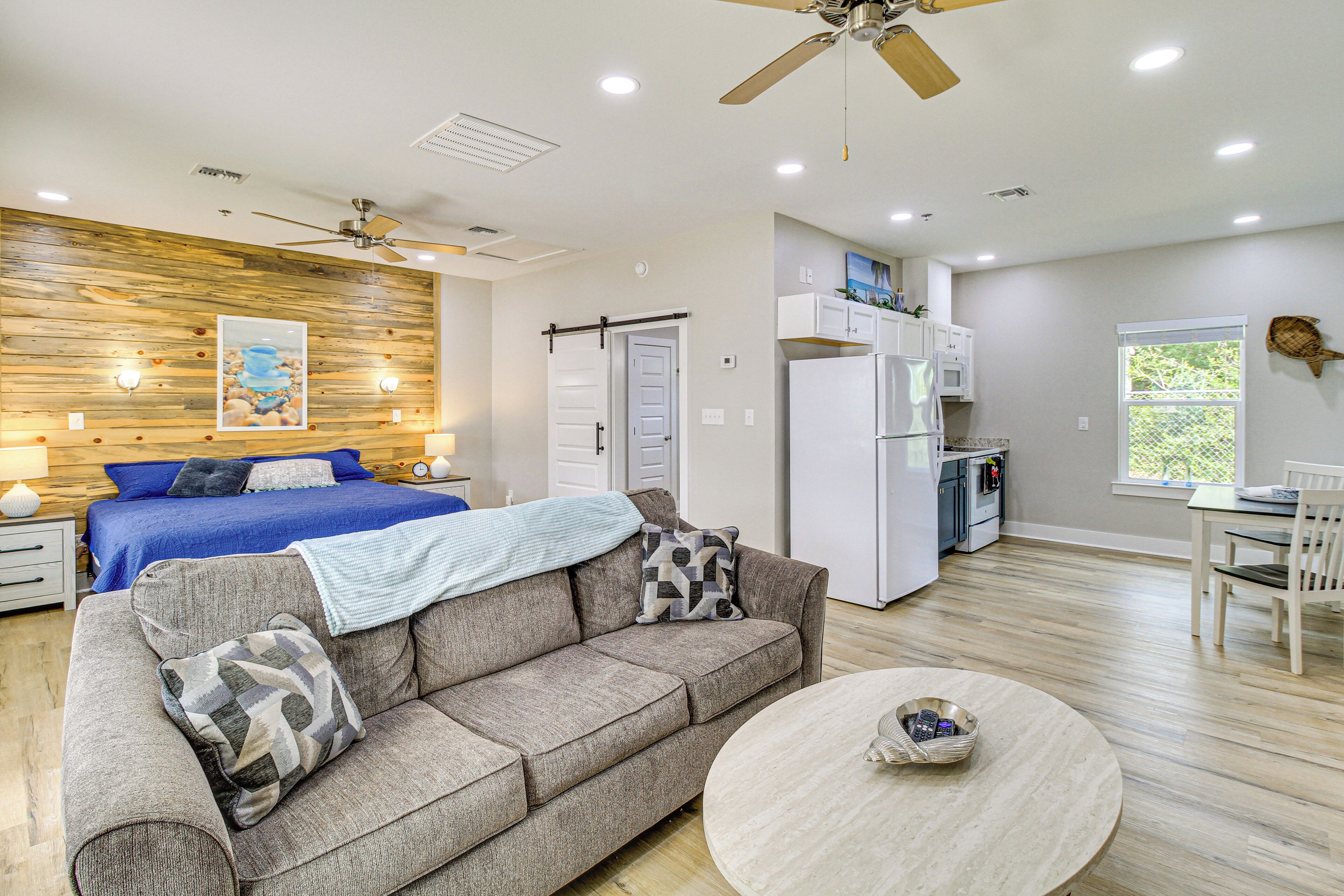 Apartment (0 Bedroom) | Interior