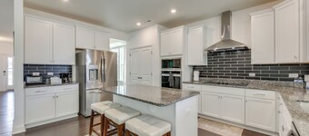 2 Mi to Historic Dtwn Belmont: Family Gem w/ Patio